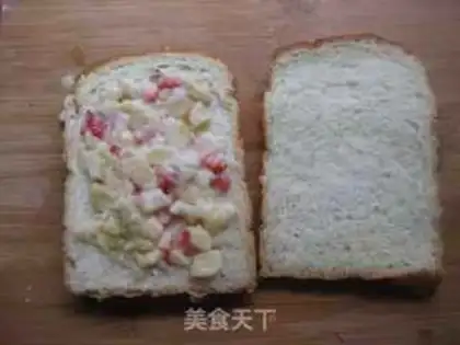 Make Fruit sandwich step 3