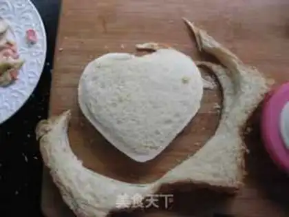 Make Fruit sandwich step 5
