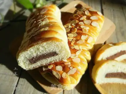 Make Cake and apricot bread step 19