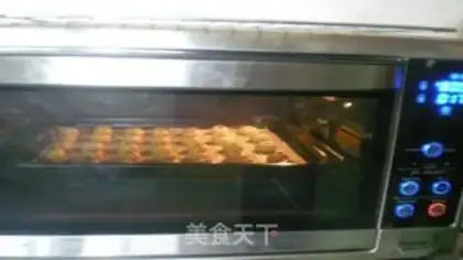 Make Greek ball step 9