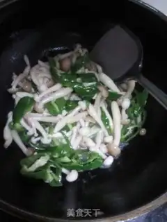Make Pepper fried sea mushrooms step 3