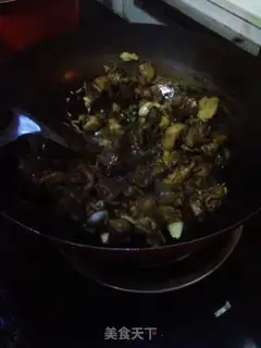 Make Spicy beer duck step 2