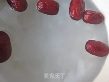 Make "Red-tree ice cream swallow nest." step 4
