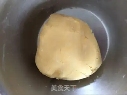 Make Margaret Almonds step 3