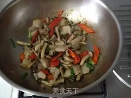 Make The mushrooms go back to the pot step 5