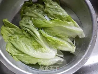 Make Mexican chicken rolls step 2