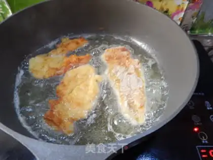 Make Mexican chicken rolls step 7