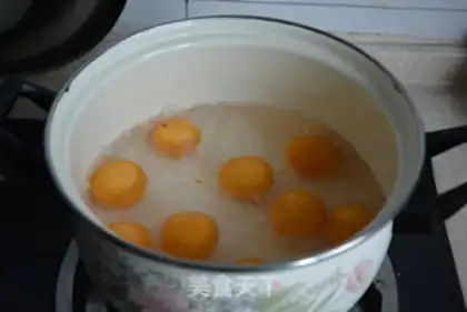 Make Pumpkin peanut walnut soup step 10