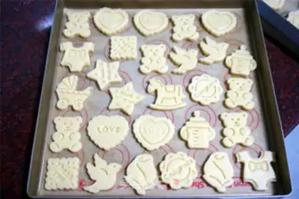 Make cartoon cheese cookies step 6