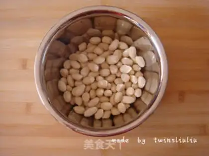 Make Celery with peanuts step 2