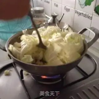 Make Shrimp-skin meatballs step 3