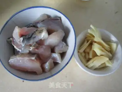 Make Fish soup step 0