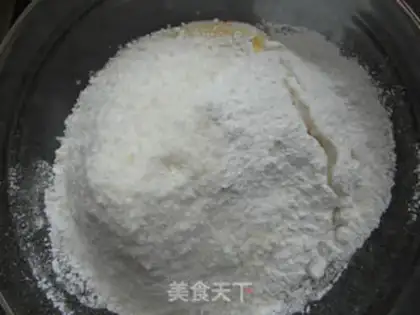 Make Coconut ball step 2