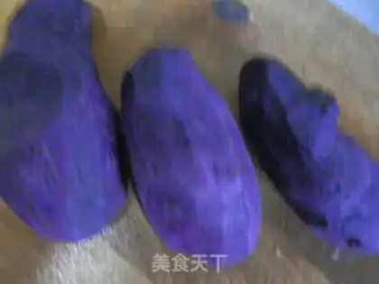 Make Purple potato fried meat step 1