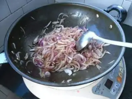 Make Fried onions step 7