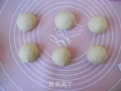 Make Flower bread step 4
