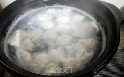 Make ♪ ♪ The radish silkball soup ♪ step 4