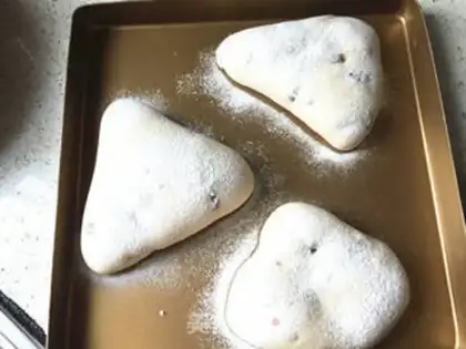 Make Leaf bread step 14