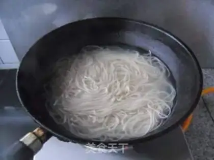 Make Onion noodles step 5