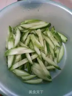 Make The cucumber stings step 2