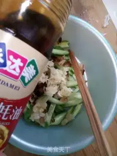 Make The cucumber stings step 3