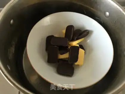 Make Chocolate cracker cookies step 1