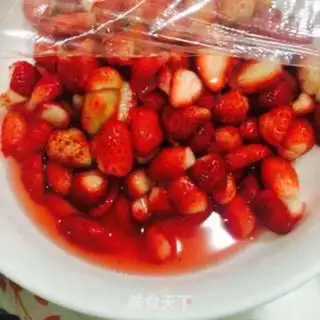 Make Strawberry jam step 3