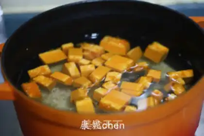 Make Pumpkin step 1