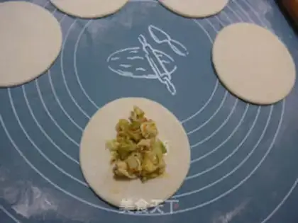 Make Egg cabbage box step 11