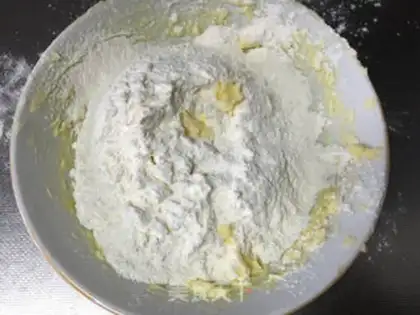 Make Cat claw cookies step 2