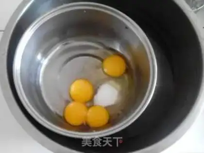 Make Honeydock cake step 1