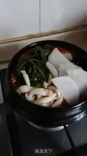 Make A simple version of Korean sauce soup step 4