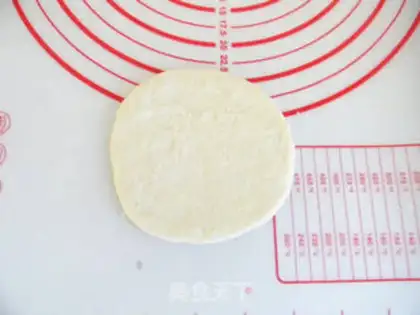 Make Pig hoof rolls step 1