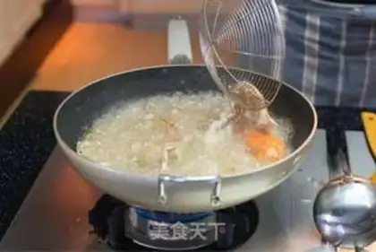 Make Thai curry crab step 4