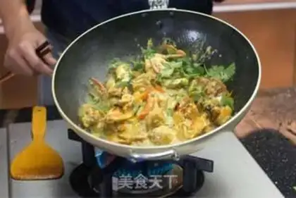 Make Thai curry crab step 7