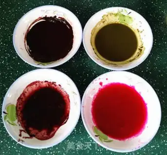Make Flower soup step 1