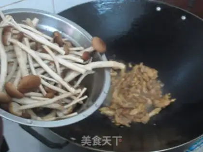 Make Tea mushroom fried chicken step 6