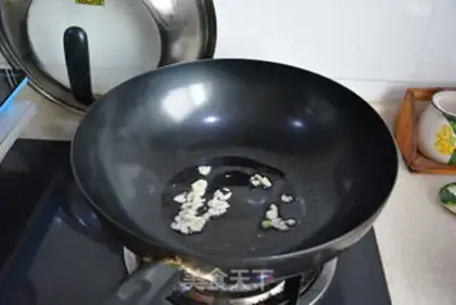 Make Shrimp skin mustard step 0