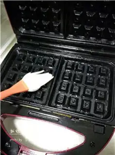 Make Coarse waffles step 7