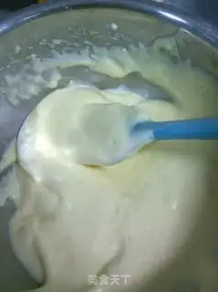 Make Katie cat sponge cake step 4