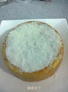 Make Katie cat sponge cake step 9