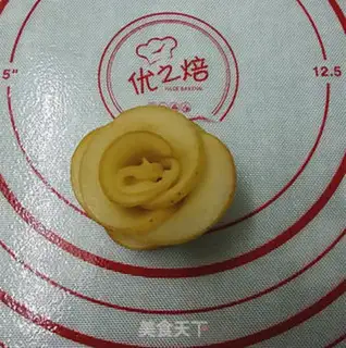 Make Apple roses step 11