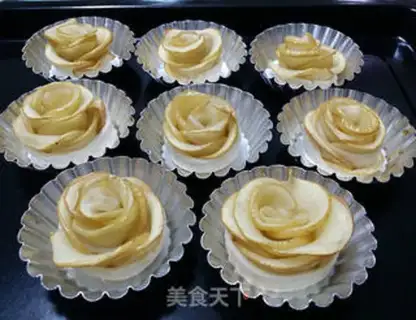 Make Apple roses step 15