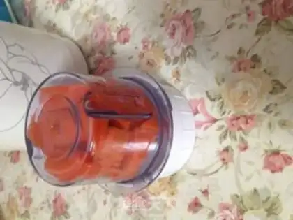 Make Baby eats carrot mud step 1