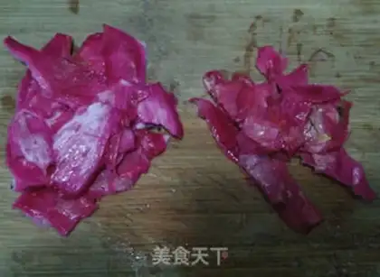 Make Flaming Dragon Skin roses step 1
