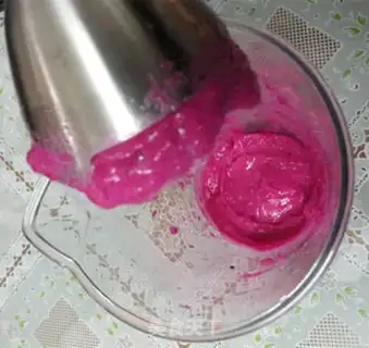 Make Flaming Dragon Skin roses step 3