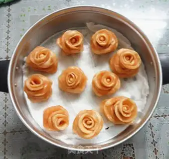 Make Flaming Dragon Skin roses step 17