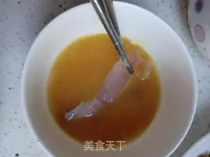 Make Gold and delicious fish chops step 4
