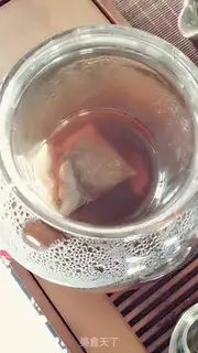 Make Red sugar tea step 1