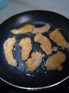 Make Gold and delicious fish chops step 7